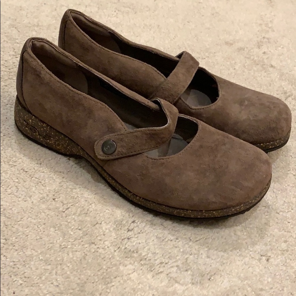 Brown suede Teva Mary Jane shoes